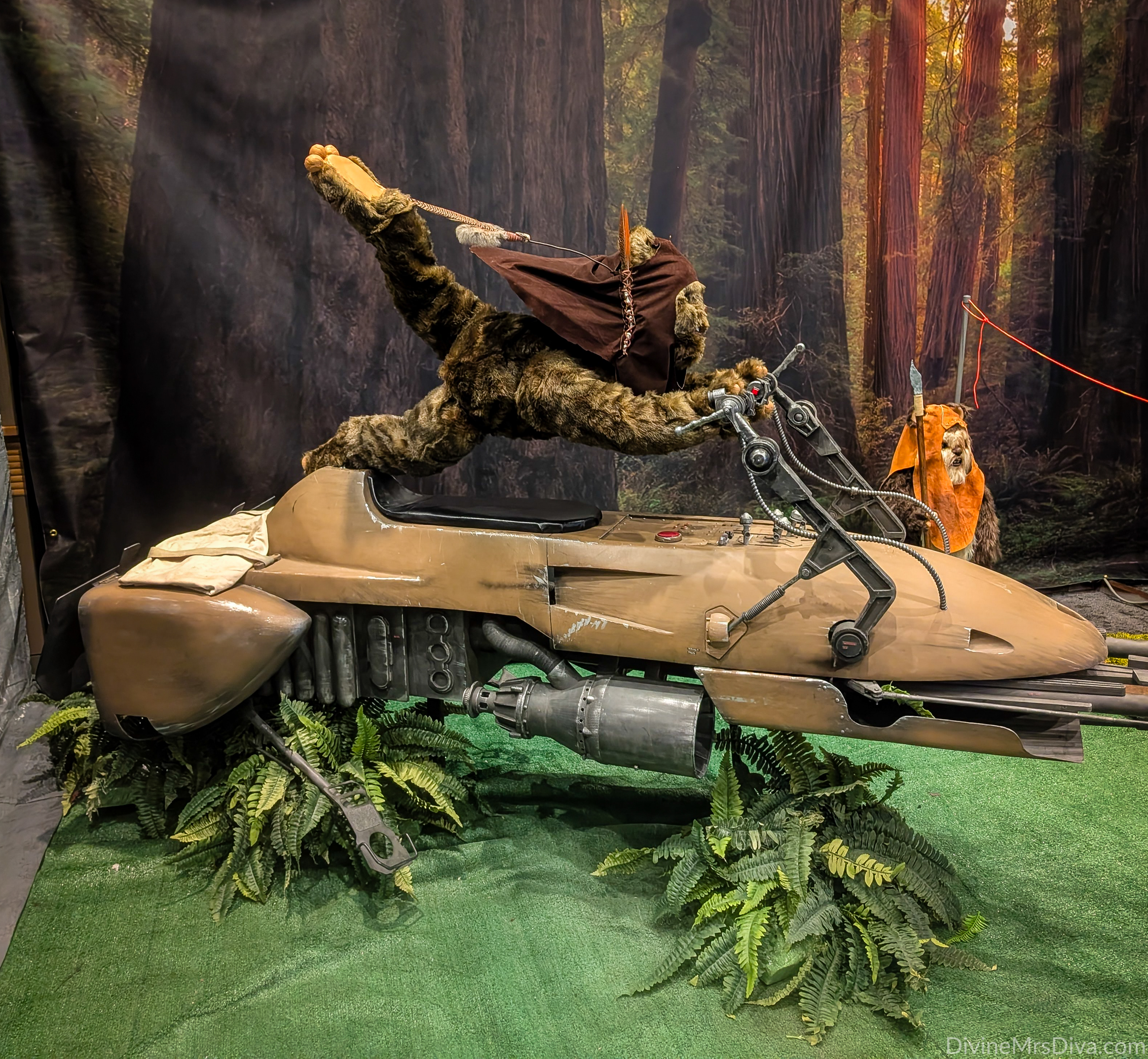 Rose City Comic Con 2025 - DivineMrsDiva.com Rose City Comic Con 2025 - DivineMrsDiva.com